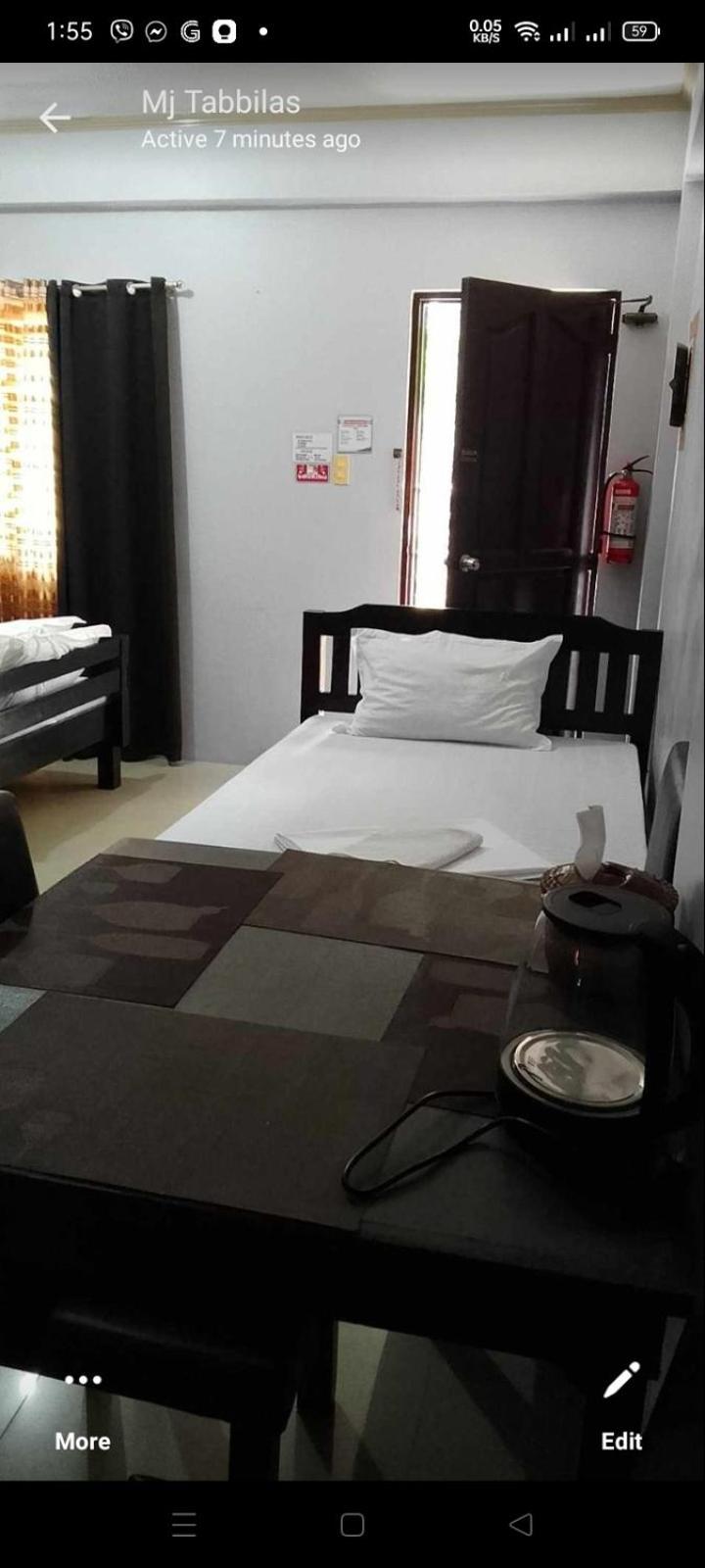 V.F. Riton Apartelle Laoag Bagian luar foto