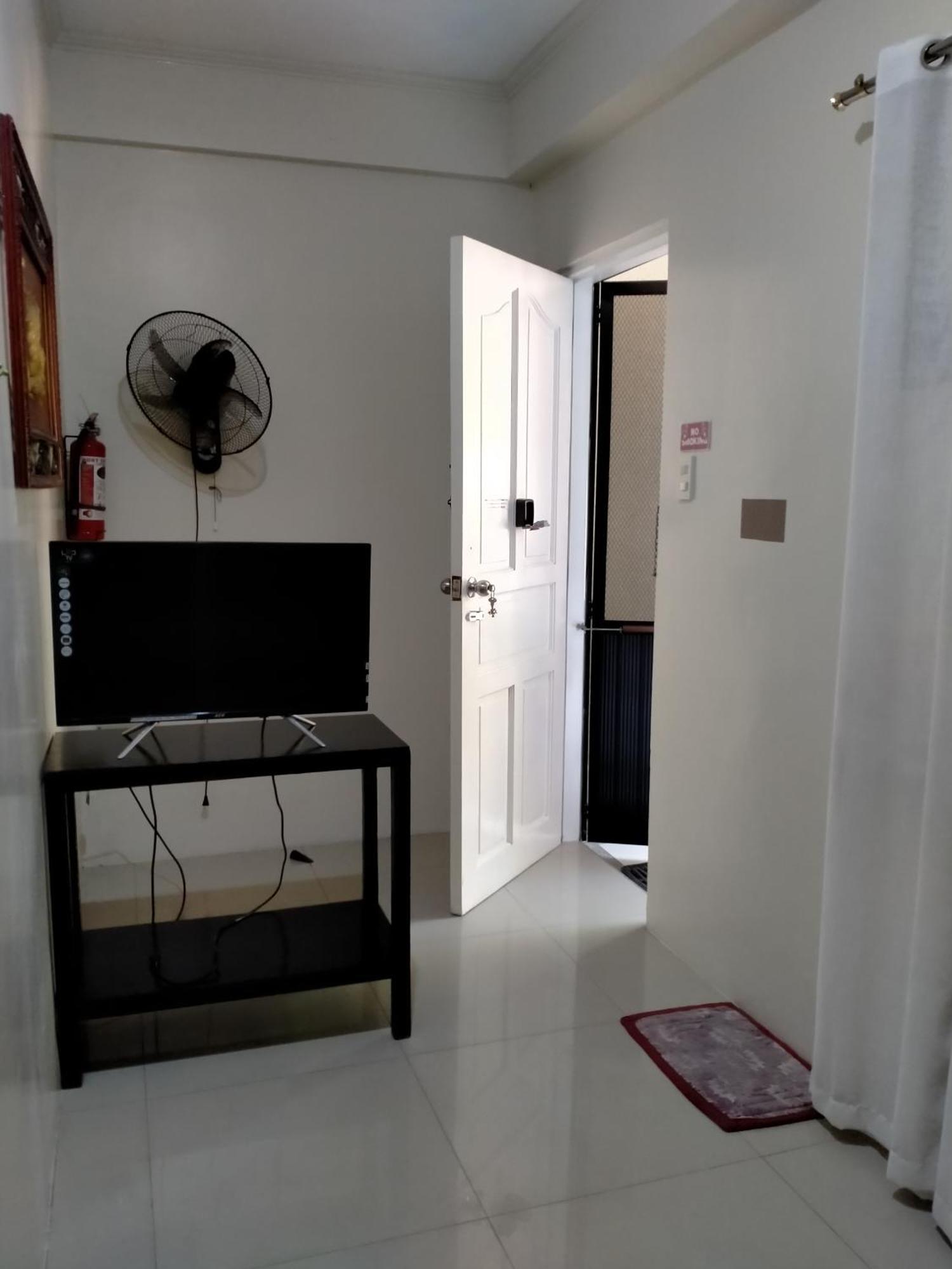 V.F. Riton Apartelle Laoag Ruang foto